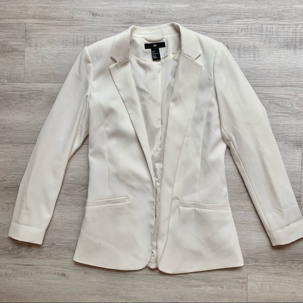 H&M White Blazer - Size 6